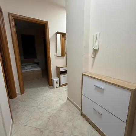 Cozy 2 * Tirana