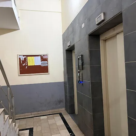 Cozy 2 Lägenhet Tirana