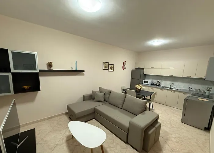 Cozy 2 Тирана