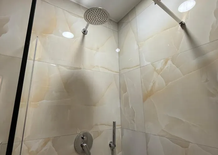 Cozy 2 Апартаменты Тирана