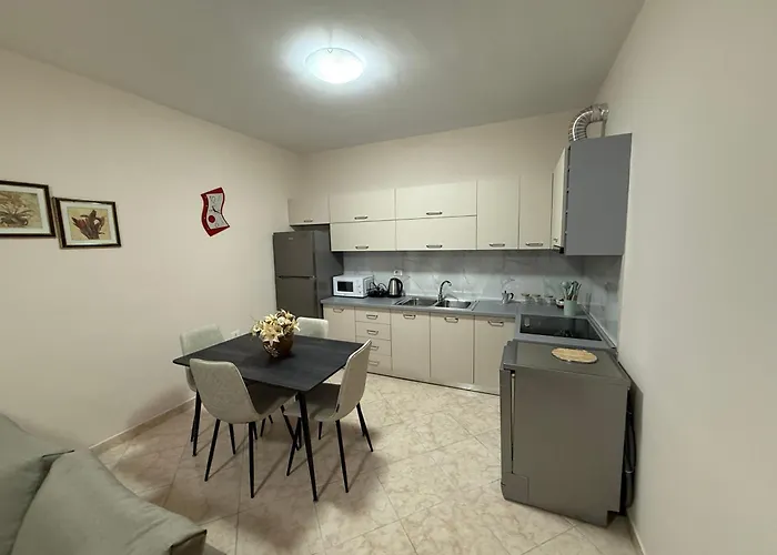 Cozy 2 Apartment *